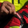 Zoom sur les gants de protection anticoupure rouge & jaune Protect Pro de Oregon