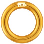 Anneau Ring M de Petzl pour la réalisation d'amarrages multiples