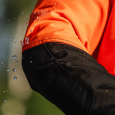 Utilisation de la veste imperméable Protect Pro orange & noire de Oregon